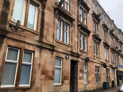 Flat to rent in Newlands Road, Glasgow G44