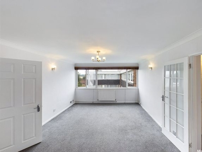 Property to rent in Romford Road, Chigwell, Essex IG7