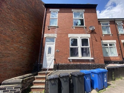 Flat to rent in St. Chads Road, New Normanton, Derby DE23