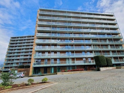 Flat to rent in St Georges Island, Kelso Place M15