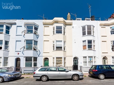 Flat to rent in St Georges Terrace, Brighton, East Sussex BN2