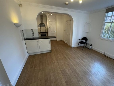 Flat to rent in Tichborne Street, Leicester LE2