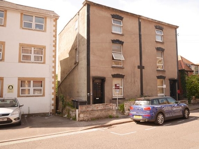Flat to rent in Upper Church Road, Weston-Super-Mare BS23