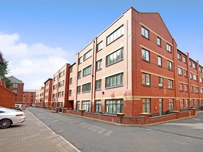 Flat to rent in Warstone Lane, Jewellery Quarter, Birmingham B18
