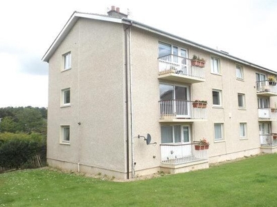 Flat to rent in Whitehills Place, Glasgow G75