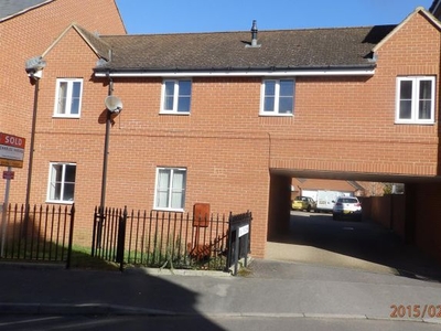 Property to rent in Deneb Drive, Swindon SN25