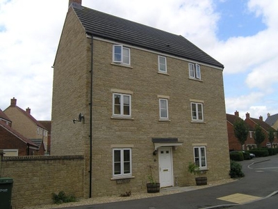 Property to rent in Linnet Road, Calne SN11