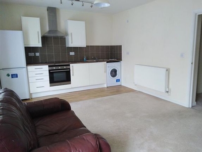 Property to rent in Mansel Street, Swansea SA1