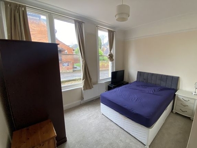 Room to rent in Belvedere Road, Taunton TA1