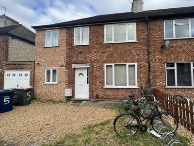 Room to rent in Ferndale Rise, Cambridge CB5