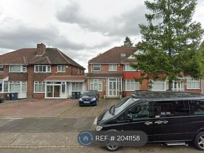 Semi-detached house to rent in Beauchamp Avenue, Birmingham B20
