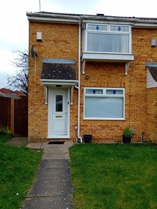 Semi-detached house to rent in Coltsfoot Green, Luton LU4