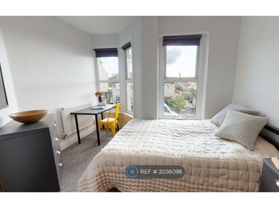 Room to rent in Elmgrove Road, Fishponds, Bristol BS16