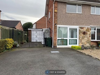 Semi-detached house to rent in Shenley Road, Wigston LE18
