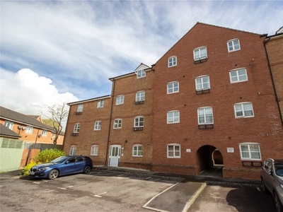 Shared accommodation to rent in Snowberry Close, Bradley Stoke, Bristol, South Gloucestershire BS32
