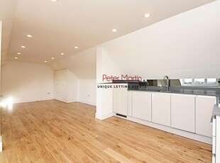 Studio apartment for rent in Finchley Road, Temple Fortune, NW11