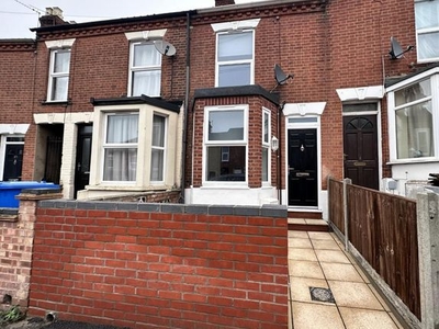 Terraced house to rent in Beaconsfield Road, Norwich NR3