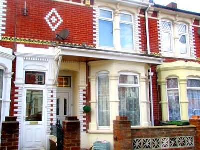 Terraced house to rent in Belgravia Road, Portsmouth, Hampshire PO2