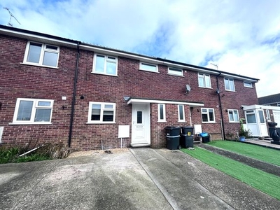 Terraced house to rent in Broadlands Close, Yeovil BA21