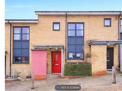 Terraced house to rent in Courtyard Mews, Greenhithe DA9