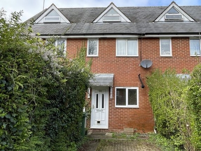 Terraced house to rent in Emerton Gardens, Stony Stratford, Milton Keynes, Buckinghamshire. MK11