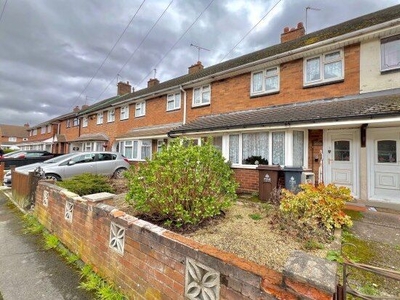 Terraced house to rent in Glastonbury Crescent, Walsall WS3