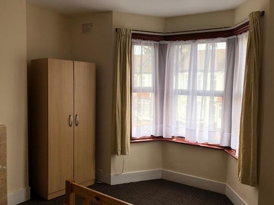 Terraced house to rent in Khartoum Road, Ilford IG1