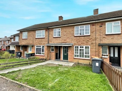 Terraced house to rent in Roundmead, Bedford MK41