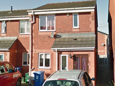 Terraced house to rent in School Road, Rhosllanerchrugog, Wrexham LL14