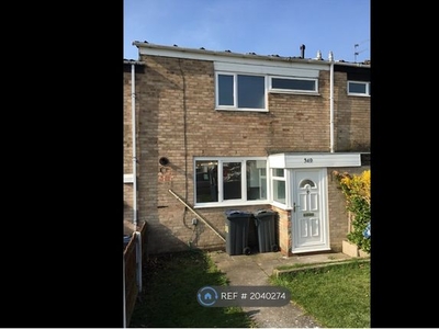 Terraced house to rent in Simmons Drive, Quinton, Birmingham B32