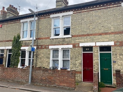 Terraced house to rent in Springfield Road, Cambridge CB4