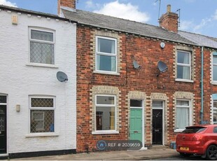 Terraced house to rent in Stamford Street East, York YO26
