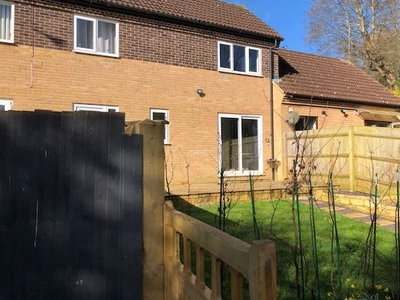 Terraced house to rent in The Camellias, Banbury OX16