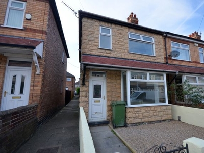 Terraced house to rent in Wall Street, Grimsby DN34