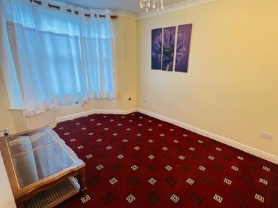 Terraced house to rent in Whippendell Road, Watford, Hertfordshire WD18