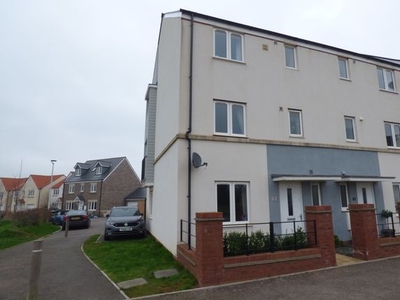 Town house to rent in Tillhouse Road, Cranbrook, Exeter EX5