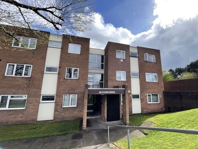 Triplex to rent in Oddingley Court, Birmingham, West Midlands B23