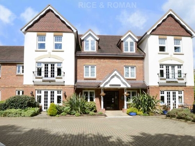 2 bedroom reteirment property for sale Leatherhead, KT22 8SY
