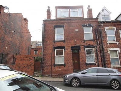 4 bedroom terraced house for sale Leeds, LS8 5PD