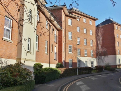 1 bedroom apartment for sale in Regent House, Mayhill Way, Gloucester, GL1