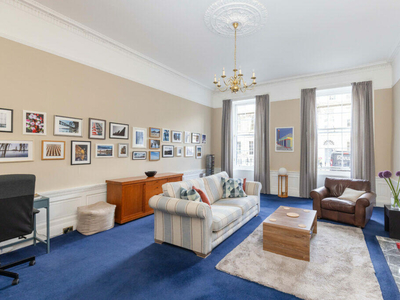 1 bedroom ground floor flat for sale in 9/1 Albany Street, New Town, Edinburgh, EH1 3PY, EH1