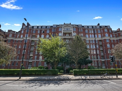 1 bedroom property for sale in Clive Court, Maida Vale, London, W9