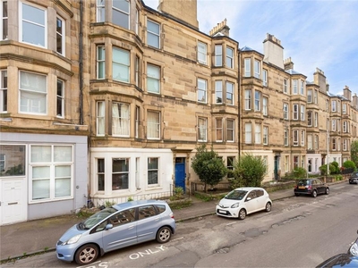 2 bed ground floor flat for sale in Polwarth