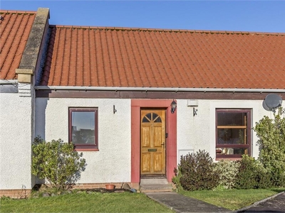 2 bed terraced bungalow for sale in Gullane