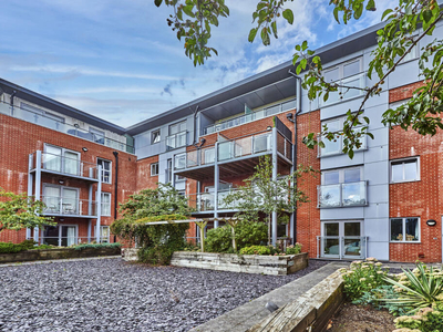 2 bedroom apartment for sale in Barcino House, Charrington Place, St. Albans, Hertfordshire, AL1