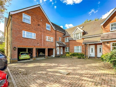 2 bedroom apartment for sale in Stable Mews, Hillside Road, St Albans, Herts, AL1