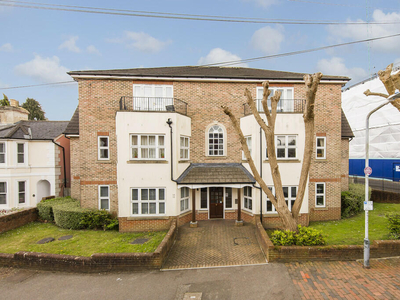 2 bedroom apartment for sale in Woodbury Park Road, Tunbridge Wells, TN4