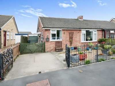 2 bedroom bungalow for sale in Cleveland Way, Huntington, York, North Yorkshire, YO32