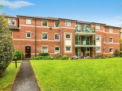 2 bedroom flat for sale in Mumbles Bay Court, Mayals, Swansea, SA3