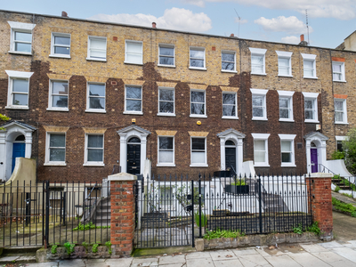 2 bedroom property for sale in Kennington Park Road, London, SE11